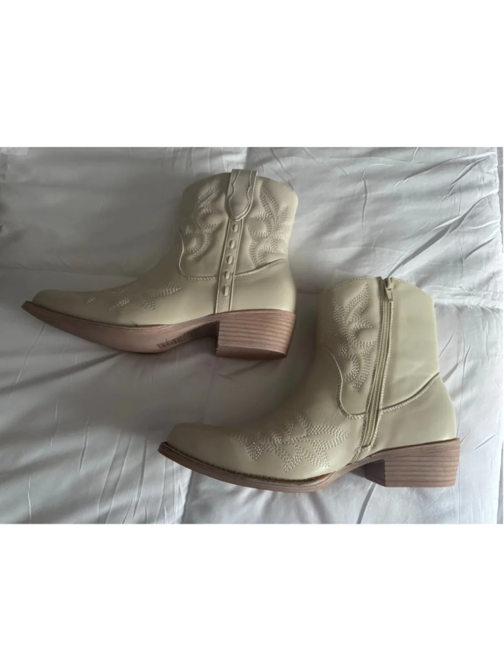 Women's Western Ankle Boots White Size 10